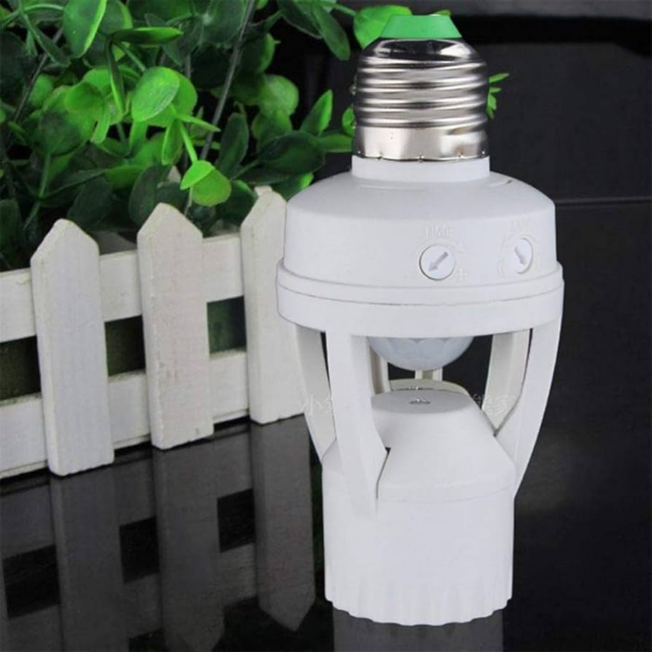 Bulb, objímka s pohybovým senzorem (1+1 ZDARMA) - Image 2