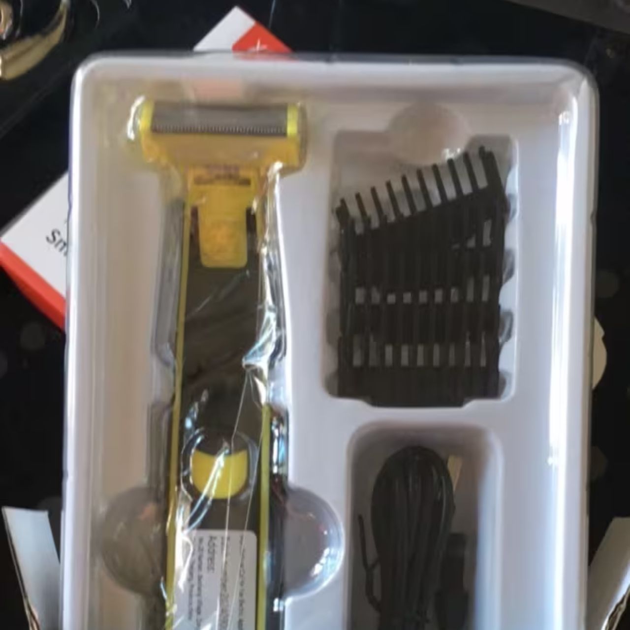 FullBodyShaver, elektrický holicí strojek na vousy a tělo - Image 7
