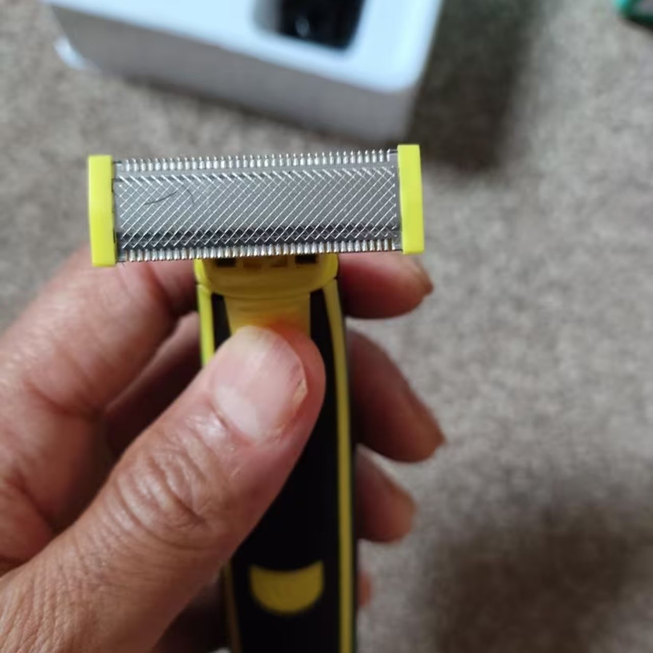 FullBodyShaver, elektrický holicí strojek na vousy a tělo - Image 8