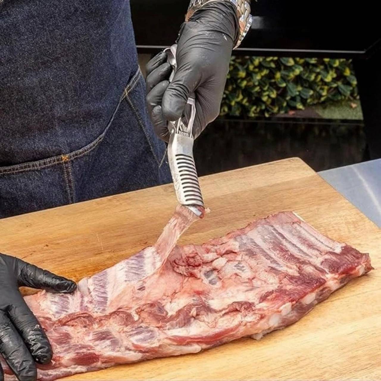 Nerezová ocel vhodná pro styk s potravinami a mytí v myčce.