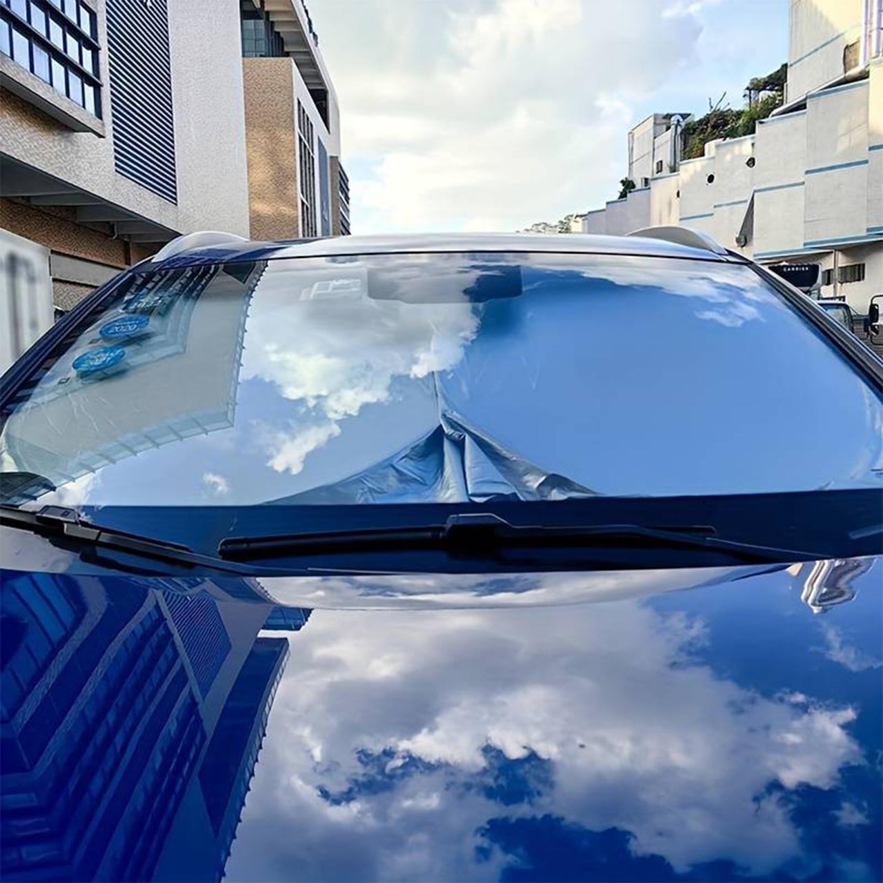 SunVisor, zatahovatelná sluneční clona na čelní sklo auta - Image 4